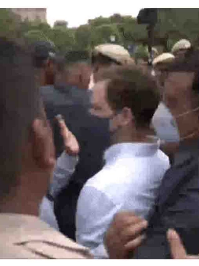 कांग्रेस के राष्ट्रपति भवन तक मार्च के दौरान राहुल गांधी हिरासत में…