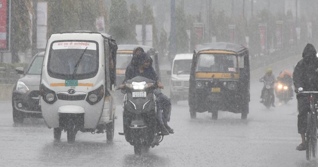 छत्तीसगढ़ में रिकॉर्ड 378.1 मिमी औसत वर्षा, किसानों के चेहरे पर खुशी..