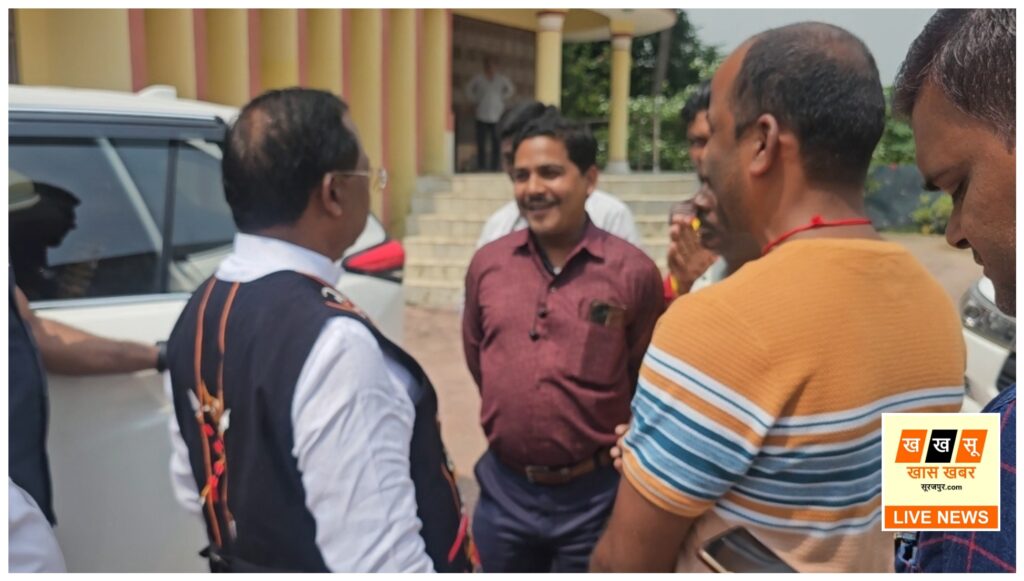 Surajpur News : मंत्री राम विचार नेताम ने कानून व्यवस्था पर सख्त रुख अपनाया, चुनाव और प्रतापपुर को लेकर दिए बयान..